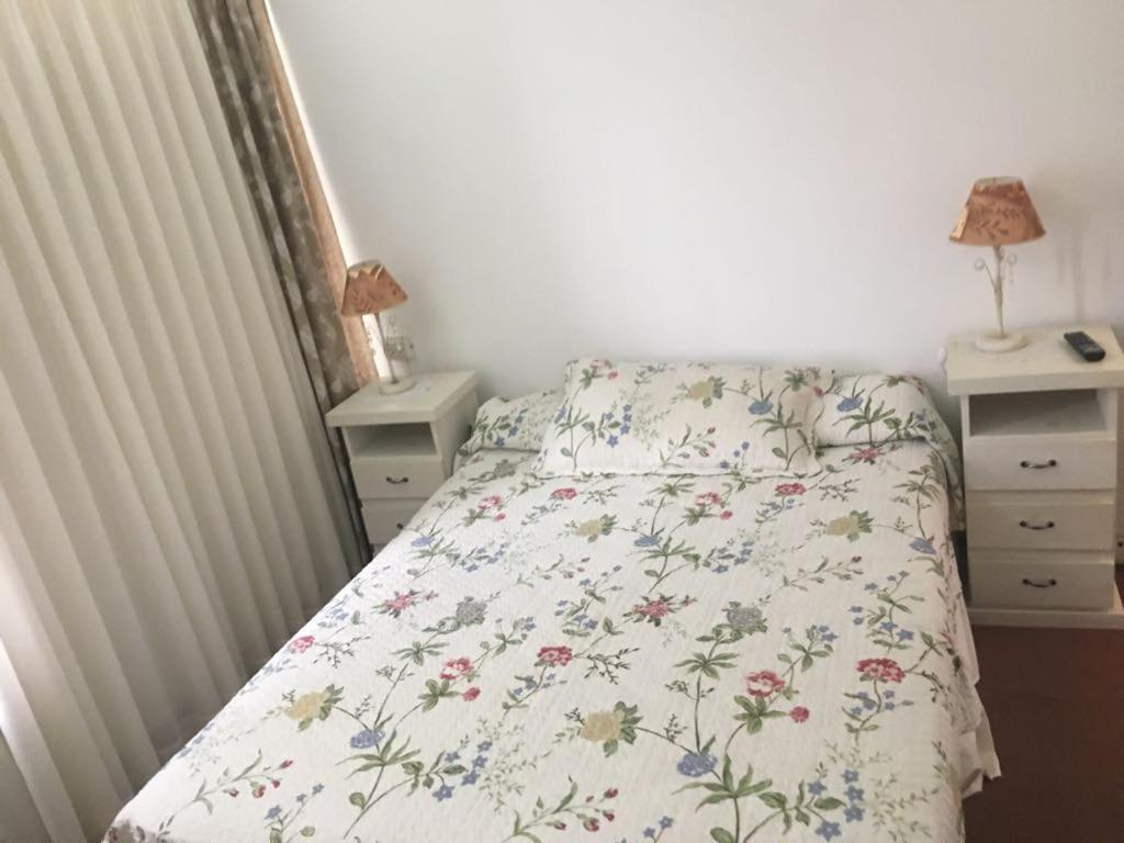 Departamento En Barilocheアパートメント エクステリア 写真